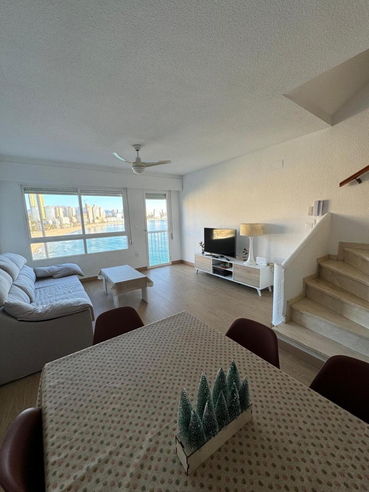 Bonito Triplex Con Increibles Vistas Villa Бенидорм Екстериор снимка